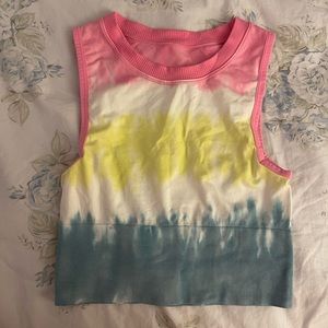 Colsie Cropped Seamless Tank Top